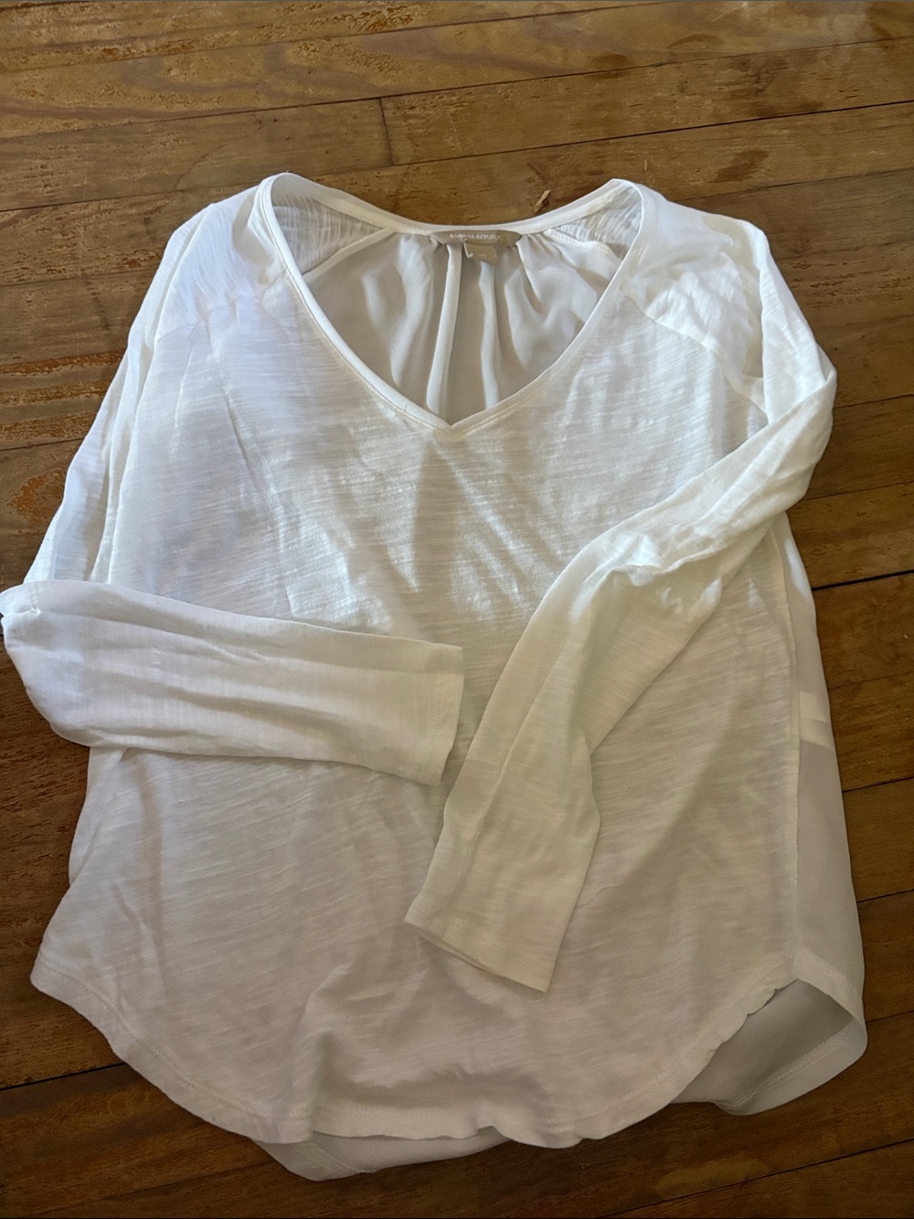 Banana Republic White Long Sleeve V-Neck Top